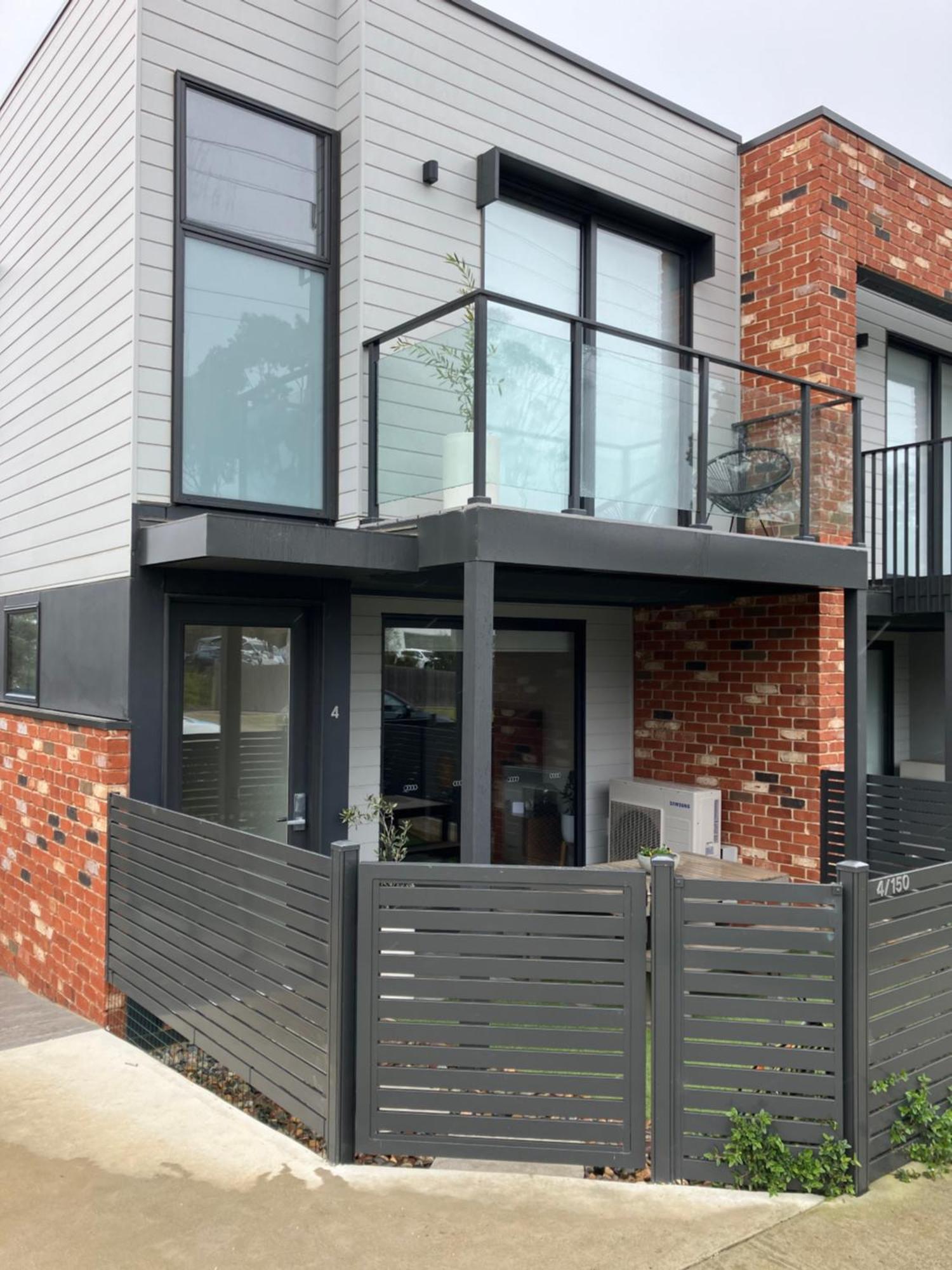 Private Room & Ensuite, In Shared Modern 2 Level Apartment - Full Use Of All Facilities Geelong Exterior photo